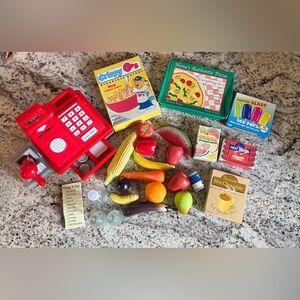 Battat Vintage Toy Food Set with‎ Cash Register Unisex Pretend Play Market